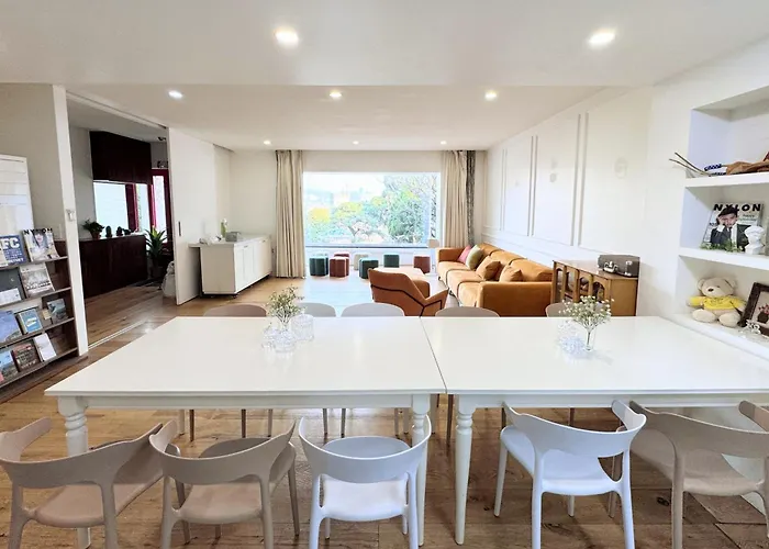 Heeon1974, K-pop Photoshoot Heritage House With Spacious Garden And Terrace 게스트하우스 *