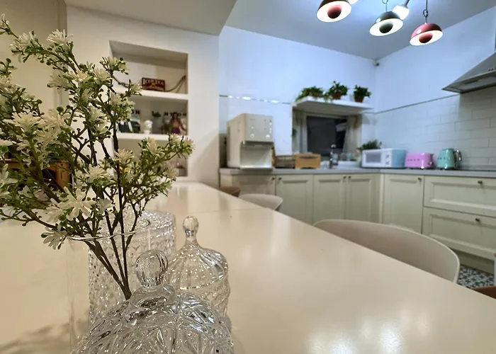Heeon1974, K-pop Photoshoot Heritage House With Spacious Garden And Terrace *
