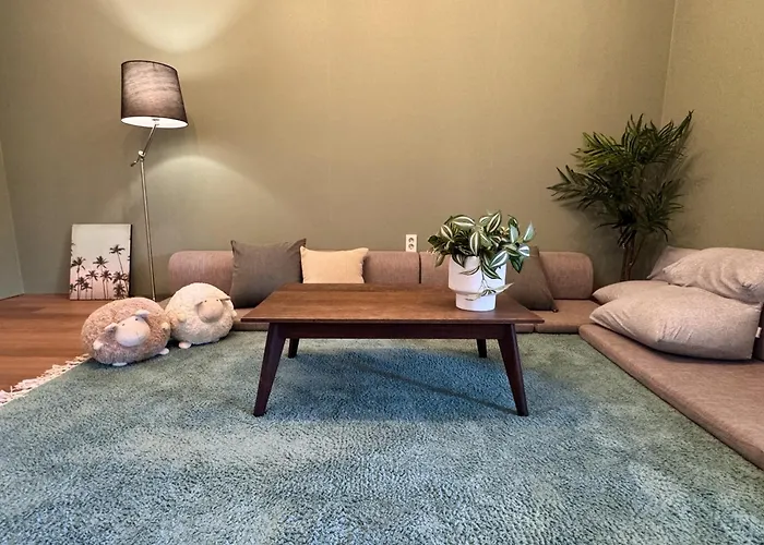 Heeon1974, K-pop Photoshoot Heritage House With Spacious Garden And Terrace
