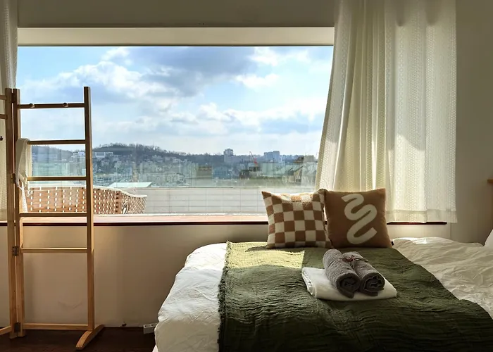 Heeon1974, K-pop Photoshoot Heritage House With Spacious Garden And Terrace 게스트하우스 *