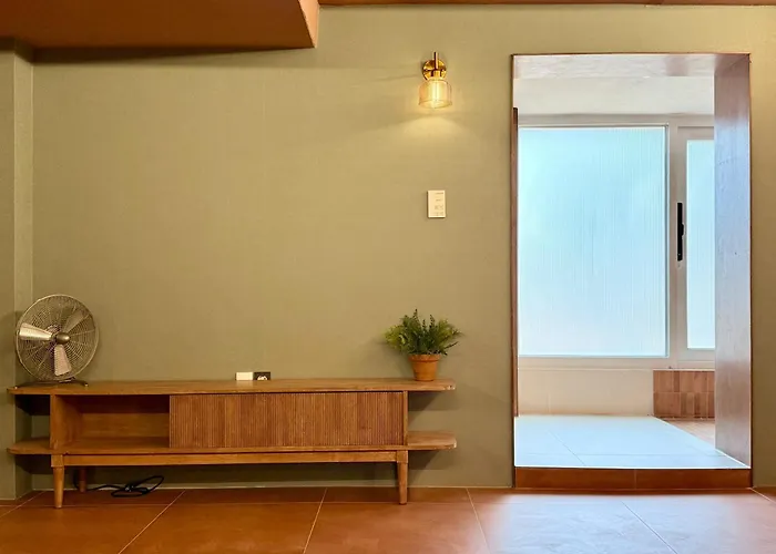 Heeon1974, K-pop Photoshoot Heritage House With Spacious Garden And Terrace 게스트하우스