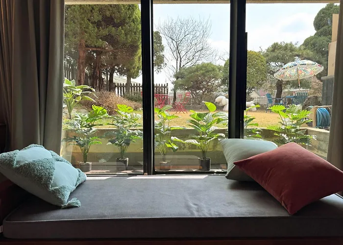 Heeon1974, K-pop Photoshoot Heritage House With Spacious Garden And Terrace