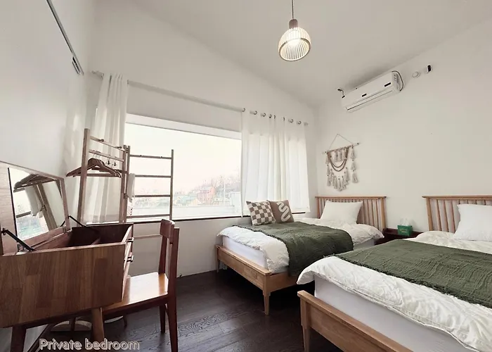 Konukevi Heeon1974, K-pop Photoshoot Heritage House With Spacious Garden And Terrace *