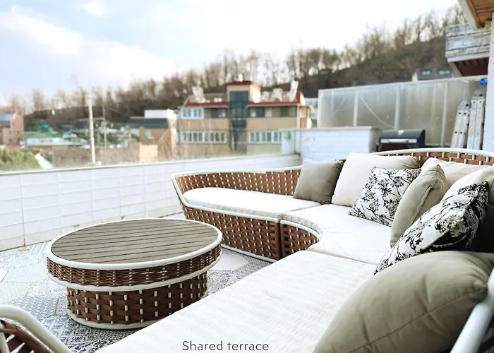 Heeon1974, K-pop Photoshoot Heritage House With Spacious Garden And Terrace