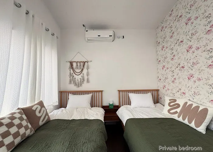 Heeon1974, K-pop Photoshoot Heritage House With Spacious Garden And Terrace * Seoul