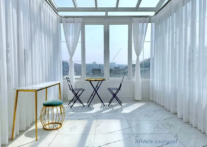 Heeon1974, K-pop Photoshoot Heritage House With Spacious Garden And Terrace Seoul