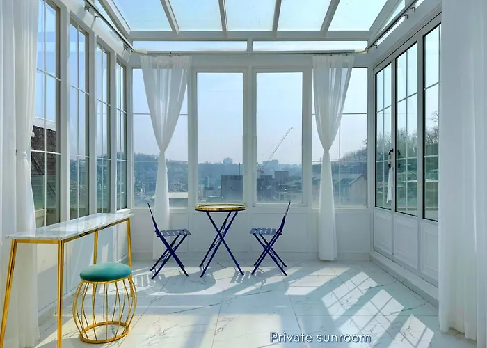 Heeon1974, K-pop Photoshoot Heritage House With Spacious Garden And Terrace