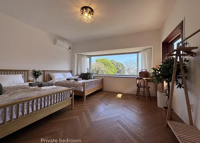 Heeon1974, K-pop Photoshoot Heritage House With Spacious Garden And Terrace Konukevi Seul