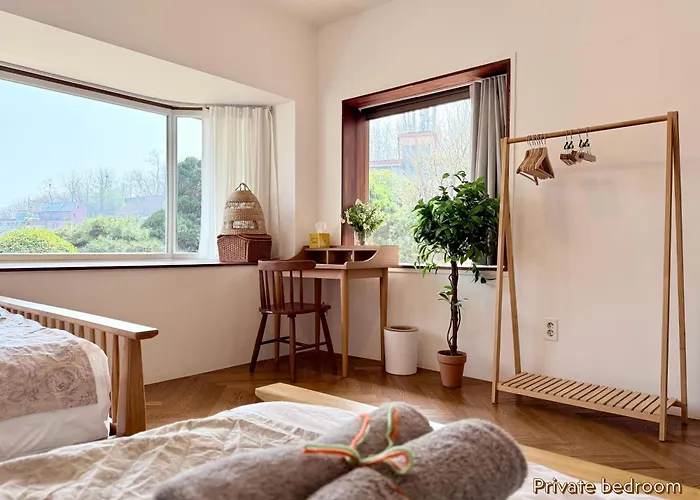 Heeon1974, K-pop Photoshoot Heritage House With Spacious Garden And Terrace * Сеул